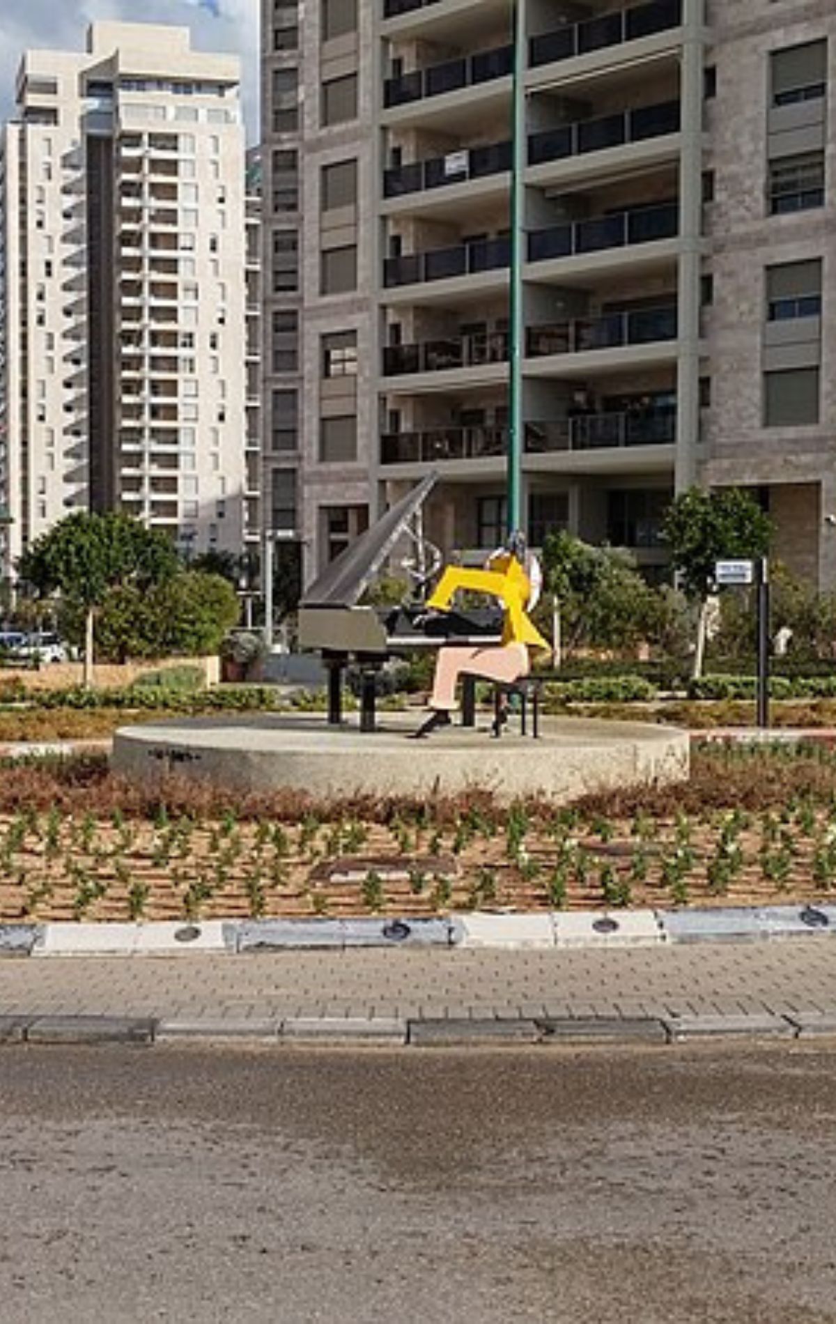 Ir Yamim - Modern beachfront neighborhood in Netanya